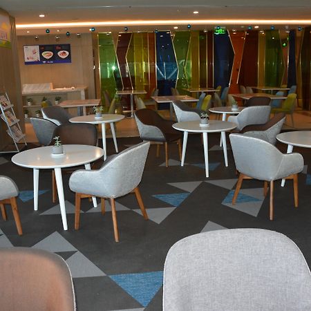 Gaizhou Holiday Inn Express Yingkou Onelong Plaza By Ihg מראה חיצוני תמונה