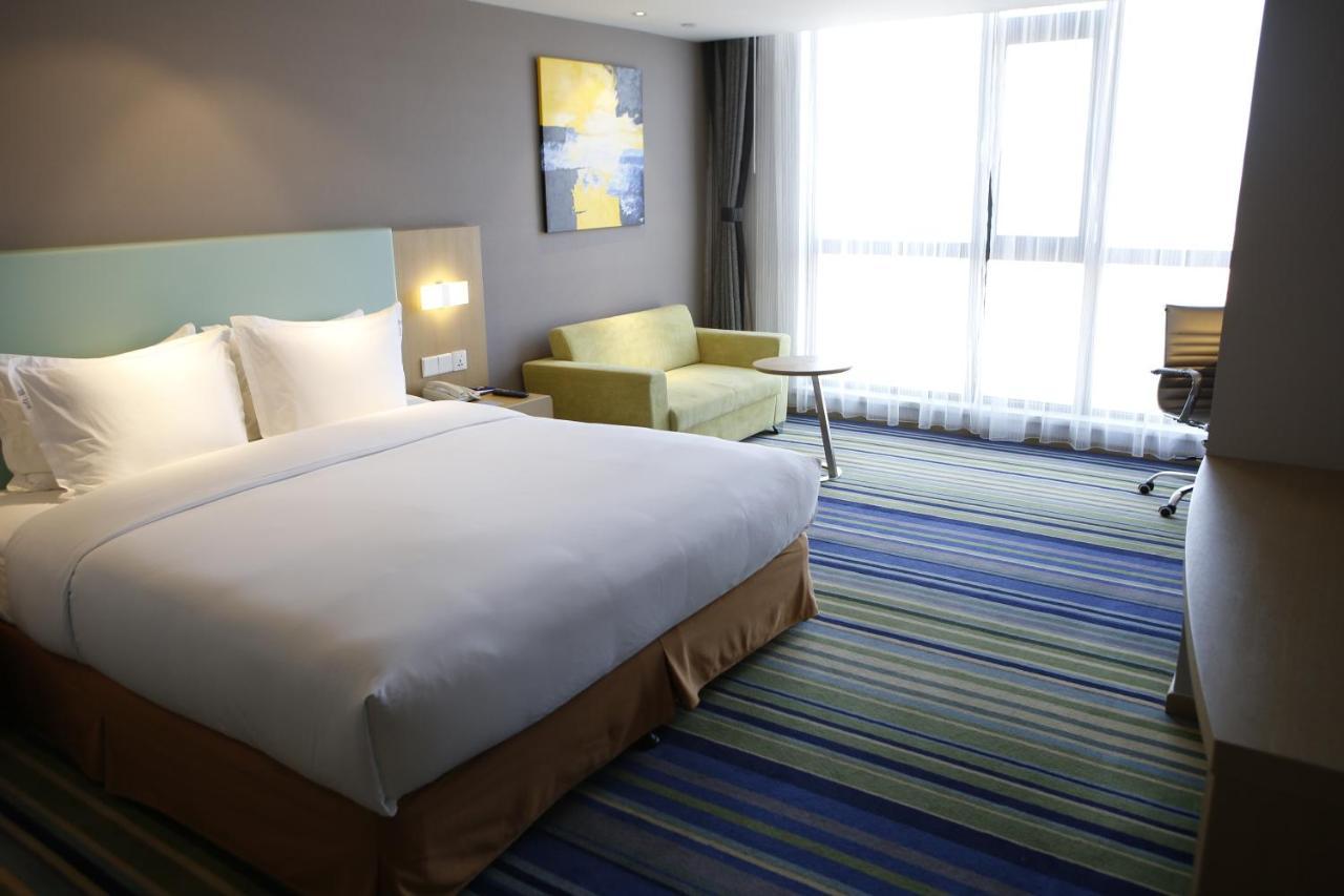 Gaizhou Holiday Inn Express Yingkou Onelong Plaza By Ihg מראה חיצוני תמונה
