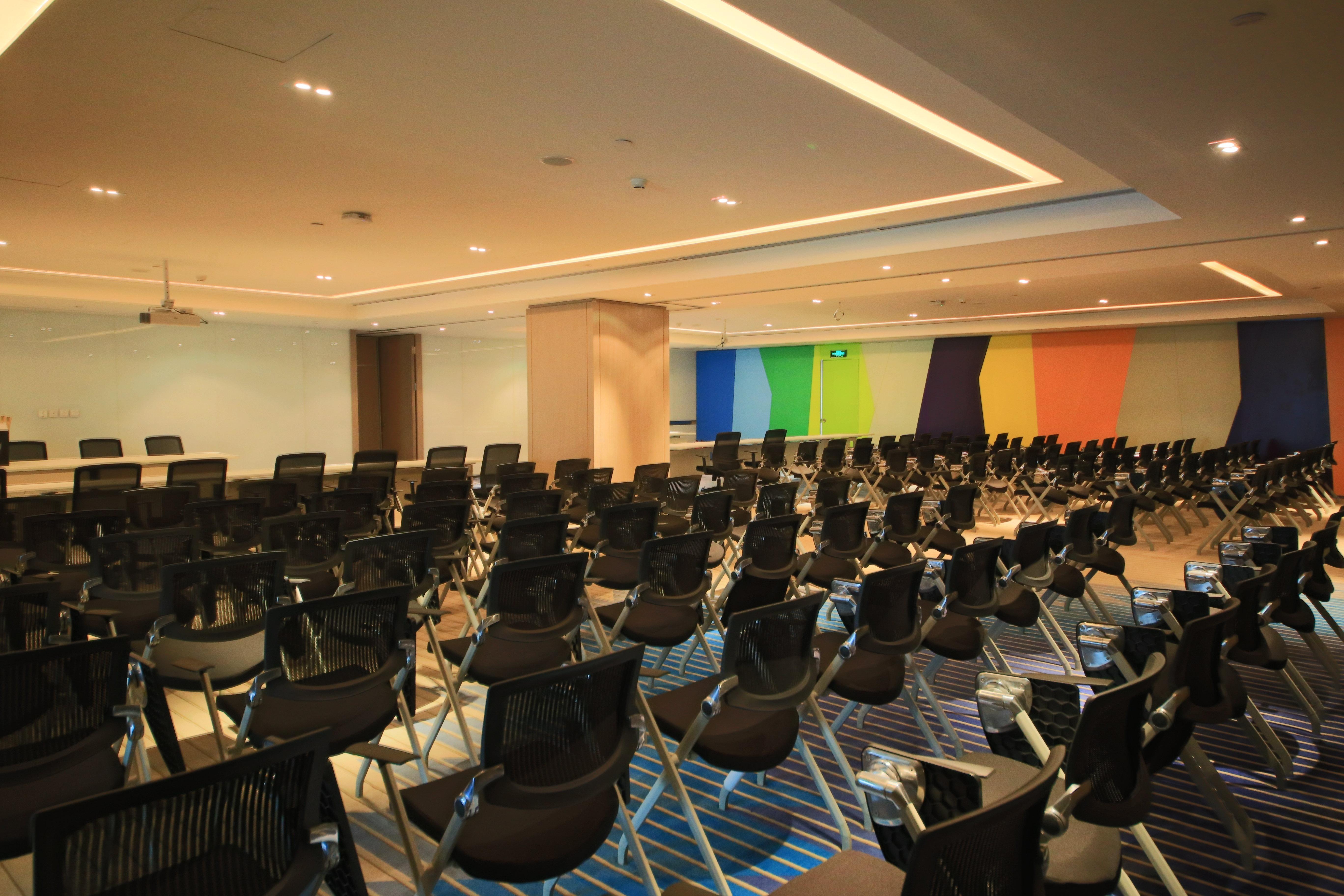 Gaizhou Holiday Inn Express Yingkou Onelong Plaza By Ihg מראה חיצוני תמונה