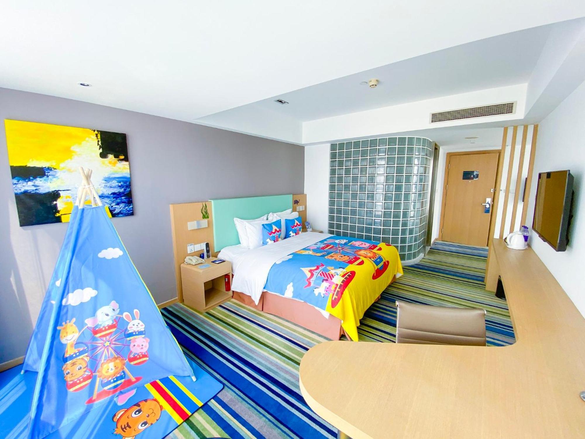 Gaizhou Holiday Inn Express Yingkou Onelong Plaza By Ihg מראה חיצוני תמונה